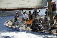 classic_yacht_lone_fox.jpg